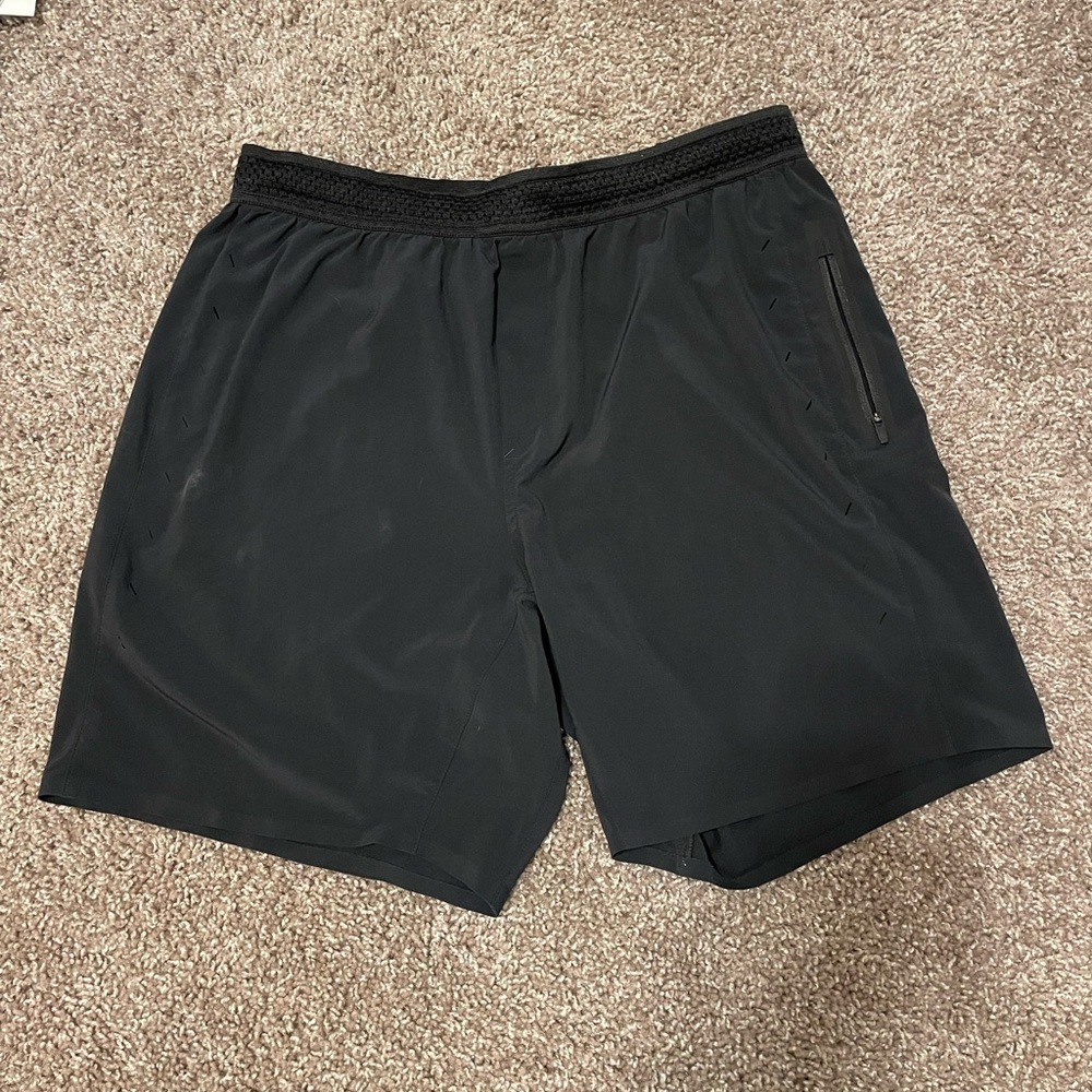 Ten Thousand Session Short 7”